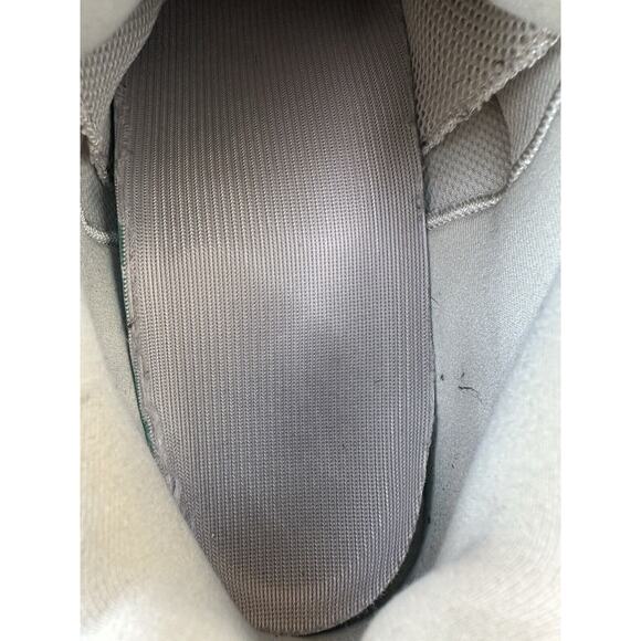 adidas gazelle silver green womens adidas Yeezy 500 Stone Salt (Kids)